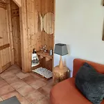 Holzwurm Apartment *
