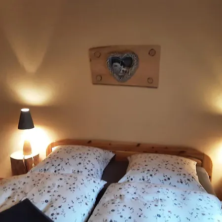 Holzwurm Apartment